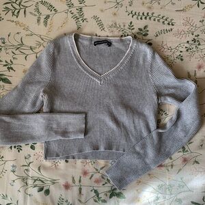 Brandy Melville Light Gray V-Neck Sweater